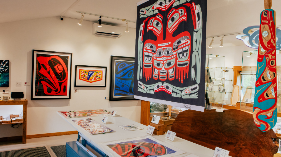 Haida Gwaii art Gallery Featuring Haida and northwest coast indigenous art and jewelry