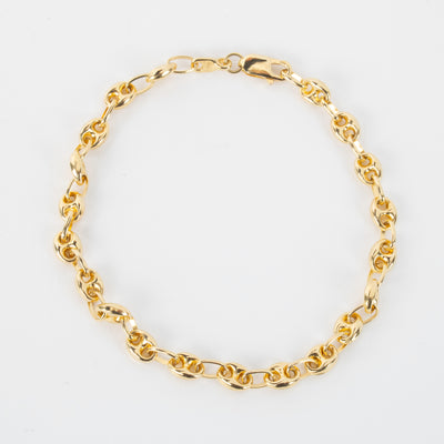 Crafted in radiant 14K Italian gold, this Gucci puff link bracelet offers timeless elegance with a modern edge.  Whole Bracelet