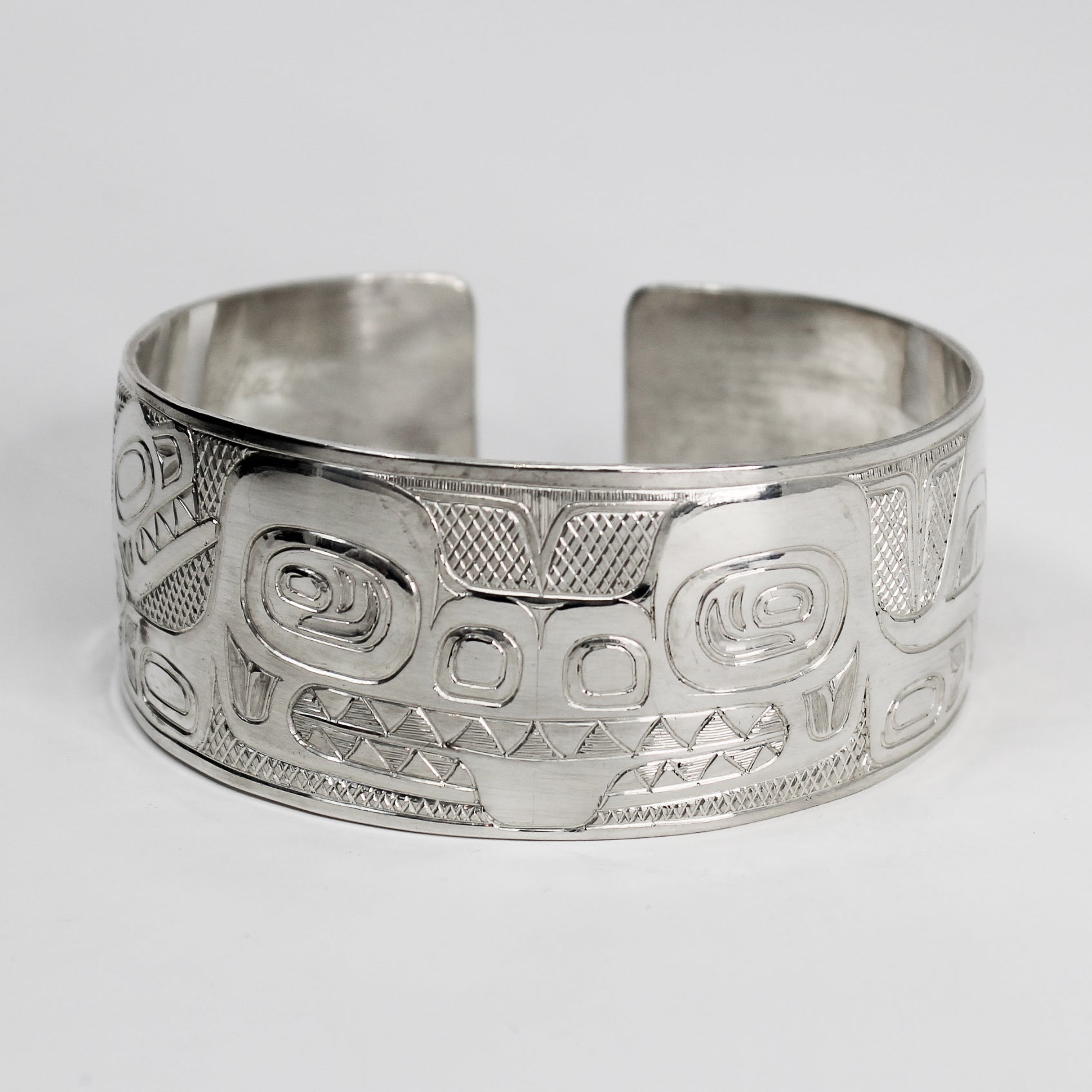 希少 Haida Tribe Silver 925 Bangle il_fullxfull.6877688098_jlkq.jpg