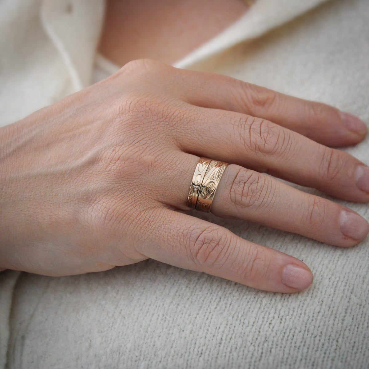 Narrow 14K Gold Hummingbird Wrap Ring by James Sawyer (Haida)