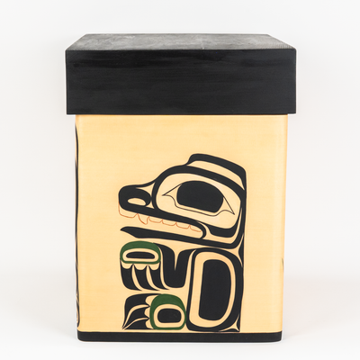 Cedar Bentwood Chest featuring Bear mother and her cubs showcasing the bear cub on the right side of the box on a white background