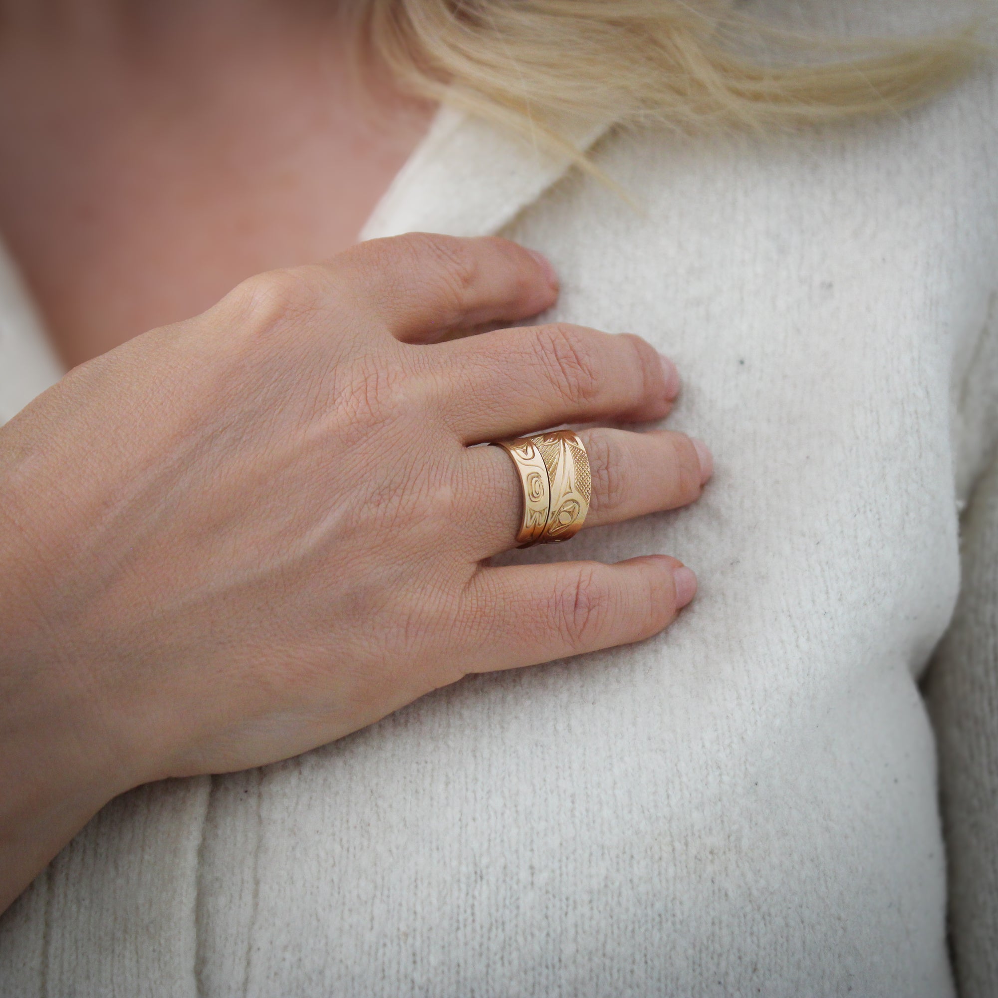 Wide 14K Gold Hummingbird Wrap Ring by James Sawyer (Haida)